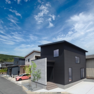 【販売型モデルハウス】土師新町3丁目 モデルハウス 3,280万円